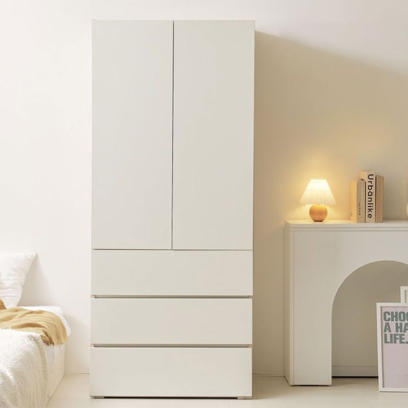ERICA Wardrobe - Unit 2 Catchers