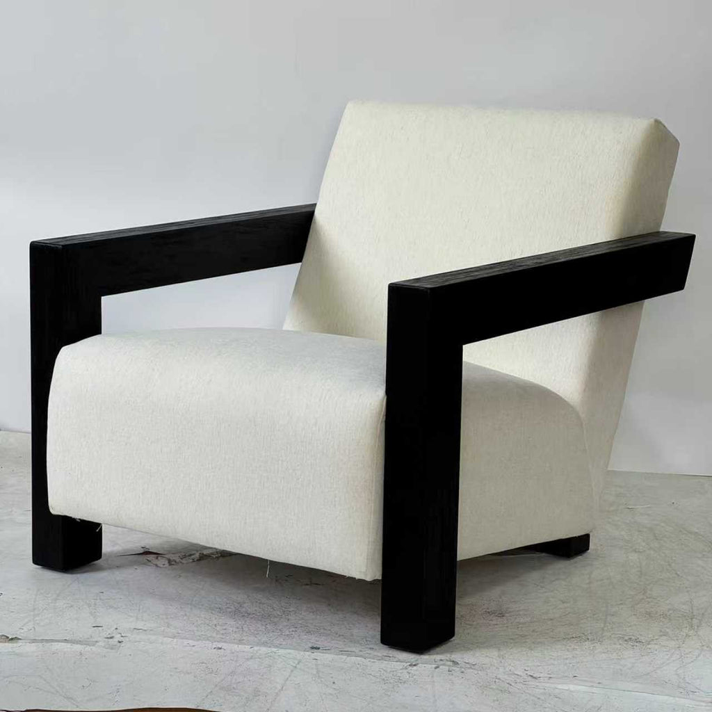 PRIVA Armchair Catchers